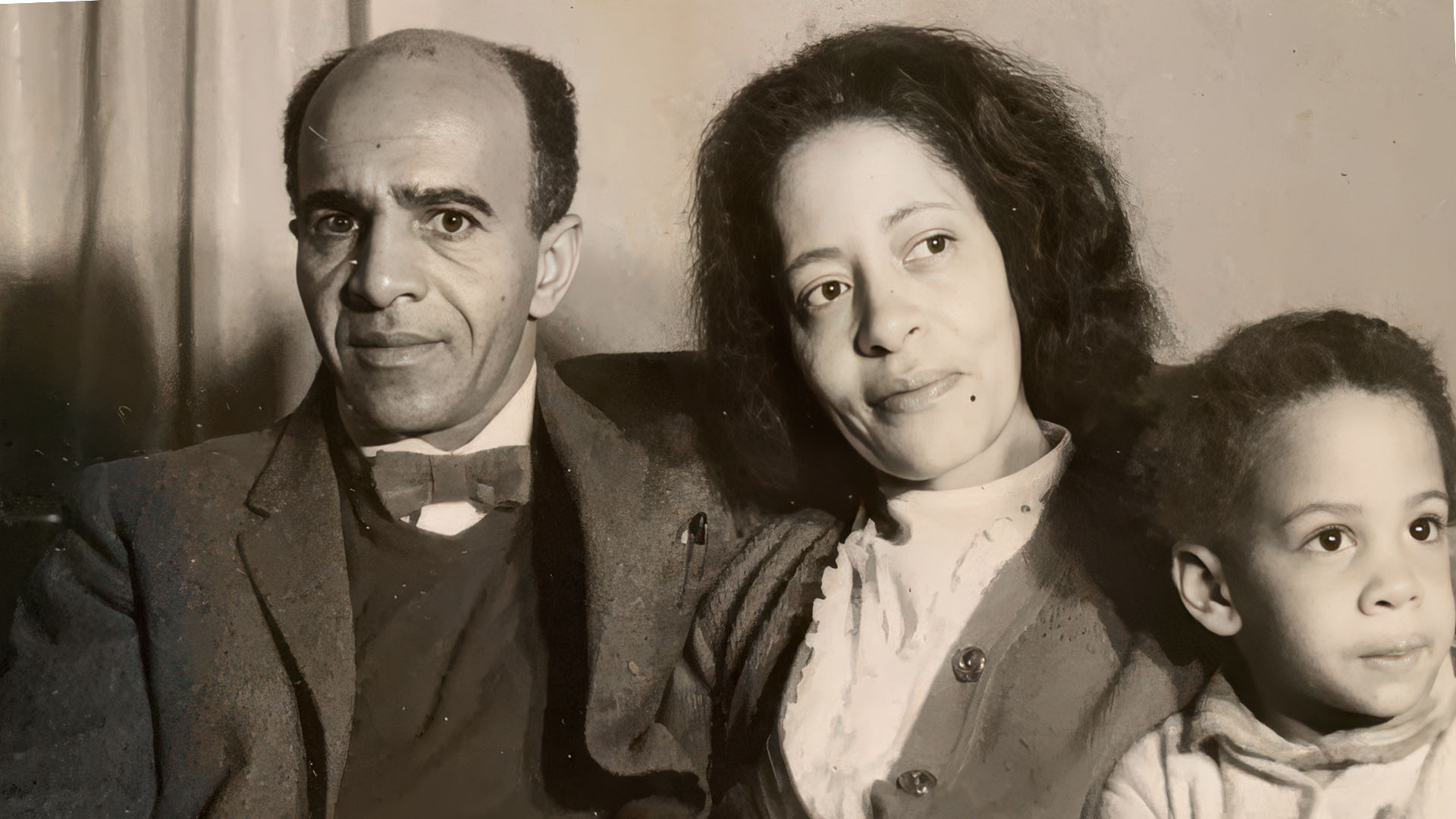 David Blackwell with his wife Ann and young child in a family portrait